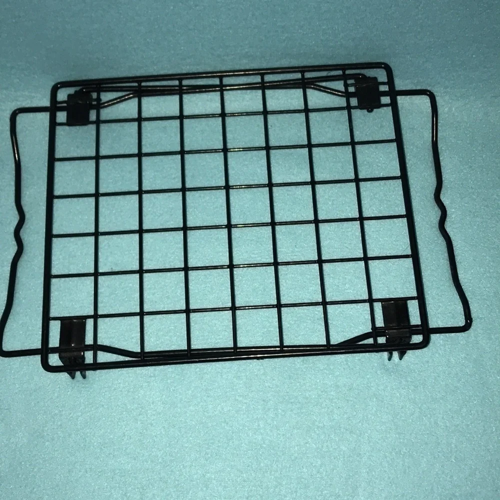 N/A locker shelf